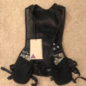 Nike ACG running hydration vest